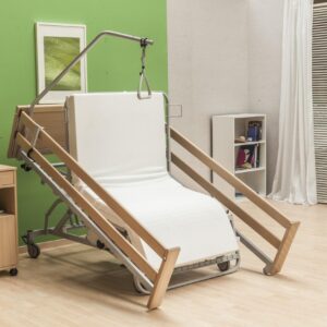Nursing bed type Forza Activia with stand-up function - up to 500 kg
